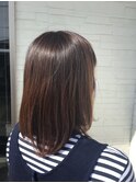 動きのある毛先でおしゃれミディアム
