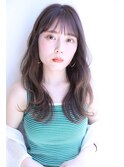 大人女性も似合うロングレイヤー