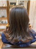 大人気！くすみピンクアッシュのインナーカラースタイル