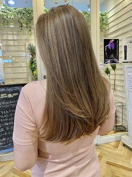 ウェスト(WEST) 白髪ぼかしのハイトーン