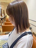 ネオリーブエム(Neolive em;)&nbsp;【　切りっぱなしボブ×やわらかベージュ　】