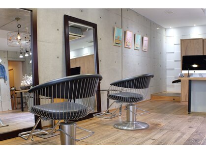 ザ ブラウン サロン(THE BROWNE SALON)の写真