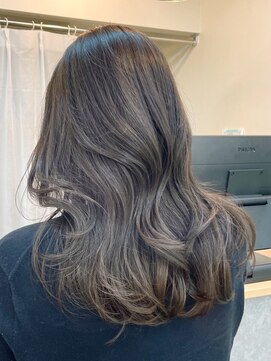 シビバイレボ(CIBI by revo) レイヤーカット/大人レイヤー/ハッシュカット/くびれヘア/船橋駅