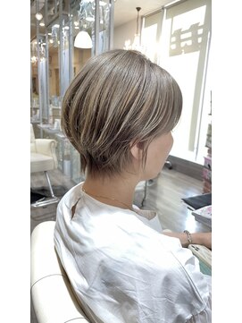 ウィル 梅田店(WiLL) -will-トップにふんわりボリューム！くびれショート