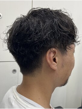 フイ 恵比寿(Hui) ウェットな、波×スパイラルパーマ