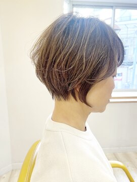 モリオ フロム ロンドン 成増店 【morio成増 セリザワ】くびれショート ハイライトカラー