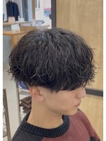 メンズギフト(men's GIFT)&nbsp;刈り上げツーブロック波巻きスパイラルパーマメンズマッシュ