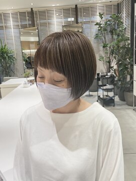 ステアケース 武蔵小杉店(stair:case) 白髪ぼかしハイライト 似合わせカットで個性を引き立てます