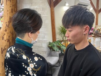 スロウ(slow)の写真/洗練されたカット技術で“なりたい”を叶えます。サロン帰りの仕上がりをご自宅でも楽しめる！！