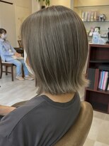 美容室ステラ　坂戸駅前店&nbsp;外ハネショート×ハイライト［坂戸］