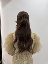 ウタシロイロ(uta shiroiro)&nbsp;ハーフアップ