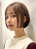 アビリタ(abilita) ショート ボブ ミニボブ ベージュ 前髪カット 透明感カラー 20代