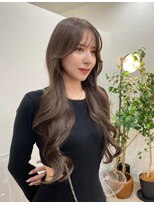 トキ(TOKI) オリーブベージュ×ナチュラルレイヤーカット