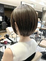 アフロート ルヴア(AFLOAT RUVUA)&nbsp;『岩田莉奈』新宿髪質改善　大人の魅力引き出す丸みショートボブ