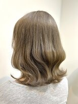 ヴィアーレ(VIALE)&nbsp;beige×ダブルカラー(ブリーチあり)