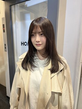 カシェル トウキョウ(Cashel Tokyo) レイヤーカットと寒色カラー
