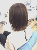 グレージュ