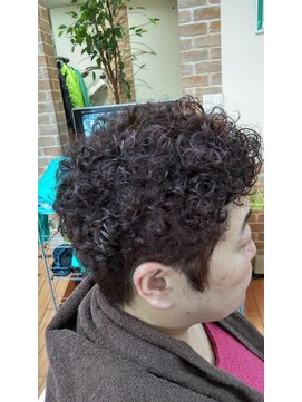 ピーアップ(P-up) ショートカーリー&カラー