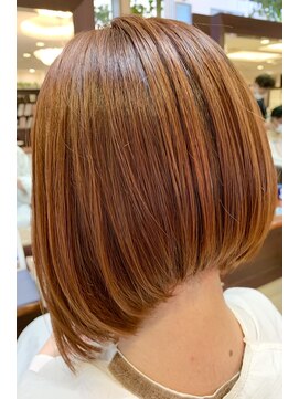 ファーレンピュアスウィート(fahren-pure-suite) 刈り上げ前下りボブ/刈り上げ／ショート／304050代／ボブ