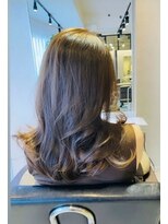 アン たまプラーザ(un)&nbsp;ミディアムグラデーション＋イルミナカラー＋髪質改善オージュア