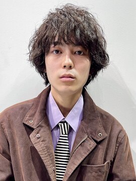 ルーシー(Lucy.) マッシュウルフ/波巻きパーマ/メンズヘア