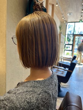 ハープット 府中けやき並木店(HearPut) ミニボブ/ハイトーン/ワンブリーチ/イエローベージュ