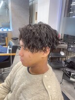 メンズサロン キング 梅田店(Men’s salon K!ng)&nbsp;波巻きツイストスパイラルパーマ/フェザーパーマ/眉毛/メンズ