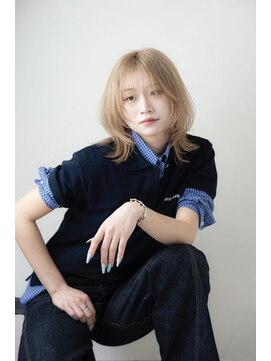 ソース 茨木(SOURCE) 艶髪ハイトーン♪韓国風ウルフレイヤーボブ