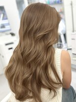 アマトウキョウスマートサロン(AMA TOKYO×Smart Salon)&nbsp;ヘーゼルベージュ　ブリーチなし　レイヤーカット　海外風