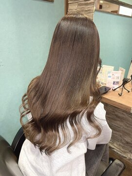 ラニシス ヘアー(Lanisis Hair) 艶★オリーブブラウン