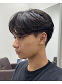 メンズセンターパートウルフセンターパートニュアンスパーマ襟足