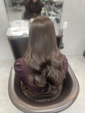 ヘアーデザインルアナ(Hair design Luana.) 透明感アッシュブラウン