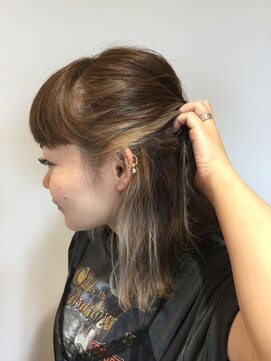 ヘアデザイン リナート(HAIR DESIGN RINATO) グレーインナーカラー