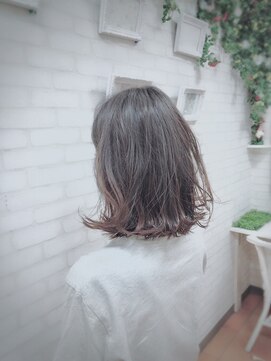 ラジル 豊中(RAJILL by crea) ふんわり×切りっぱなしBOBボブ