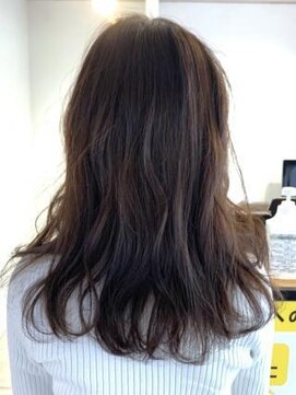 クアトログランシュ 水戸店(QUATRO×GranCieux) フワッとロング