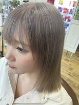 リリー ヘアーアンドビューティー(Lily)&nbsp;ハイトーンカラー、ブリーチカラー2回