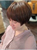 ショートボブ