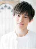 グレージュカラーで旬な男前！フレッシュこなれヘアh名護大東