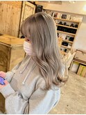 ブリーチ3回Wカラー+トリートメント¥29000~※髪の状態で変動あり