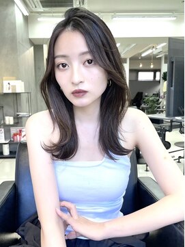 ヴェイン 渋谷(vain) ★くびレイヤー黒髪エモージュ小顔レイヤーロンググレーベージュ