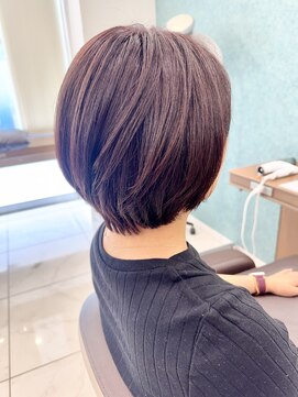 アッシュ 下北沢店(Ash) 丸くおさまるショートボブ