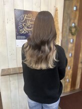 楽流頭 オブヘアー(of hair) インナーカラー