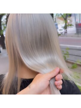 テーラヘアー 東川口店(TELAHAIR) ホワイトカラー