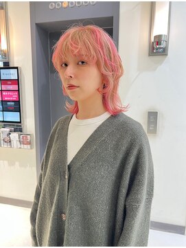 エフ アヴェダ 木の葉モール橋本(F AVEDA) レイヤーカット×ハイトーン