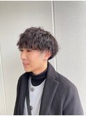 <翁長孝輔>メンズツーブロックマッシュパーマ黒髪短髪