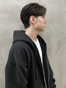 スー 渋谷(suu) メンズカットメンズセンターパートニュアンスパーマ渋谷学割