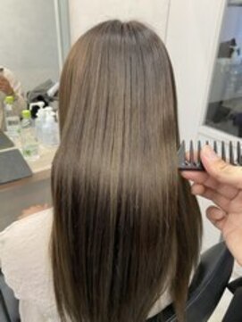 オプティマヘアー(Optima Hair) 繰り返しのカラーでパサついた髪も復活♪