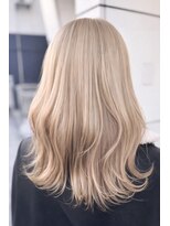 ウィロー(WILLOW)&nbsp;【WILLOW京橋】ミルクティーベージュ♪(森光みやび)