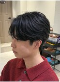 毛流れはしっかりでもまとまるセンターパート