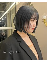 オーレント(AULENT)&nbsp;切りっぱなしボブタッセルボブ　顔まわりレイヤーブルーブラック